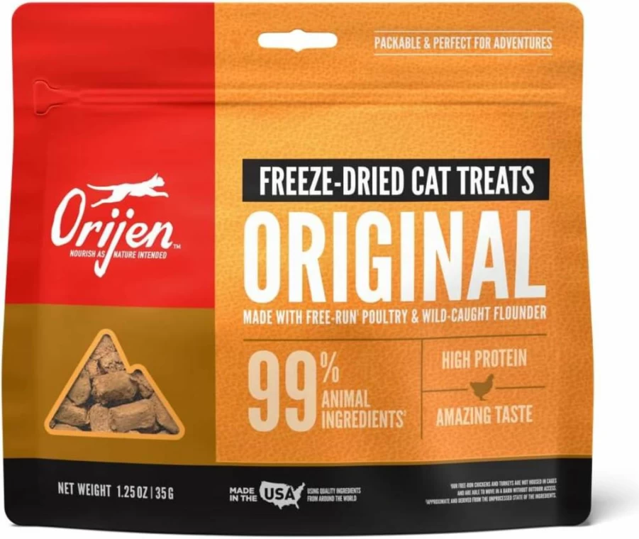 Orijen Original Freeze-Dried Cat Treats with Oxo Good Grips 1.1 Qt Pet Food Storage Container