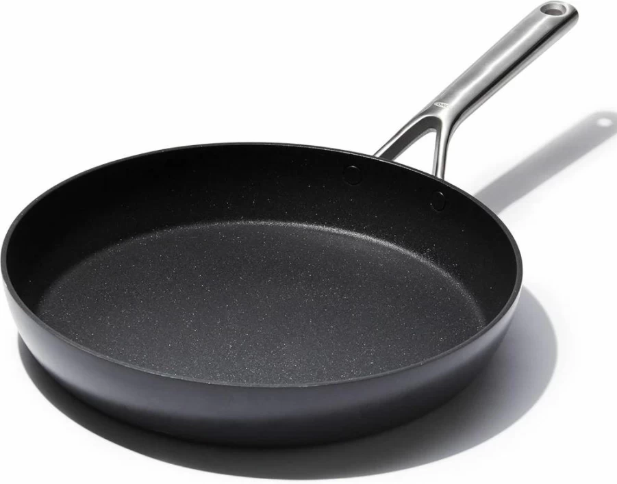 OXO Professional 8" Nonstick Frying Pan - Hard Anodized, PFAS-Free Ceramic Skillet, Diamond Reinforced Coating, Induction Compatible, Oven & Dishwasher Safe, Stainless Steel Handle, Black Cookware