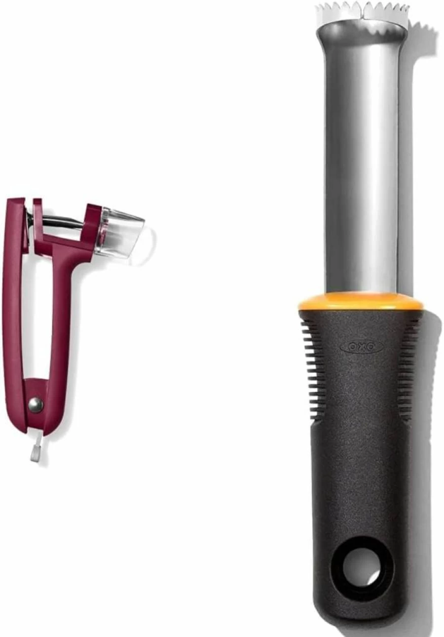OXO Good Grips Cherry & Olive Pitter - Stainless Steel Kitchen Tool for Easy Pitting - Black
