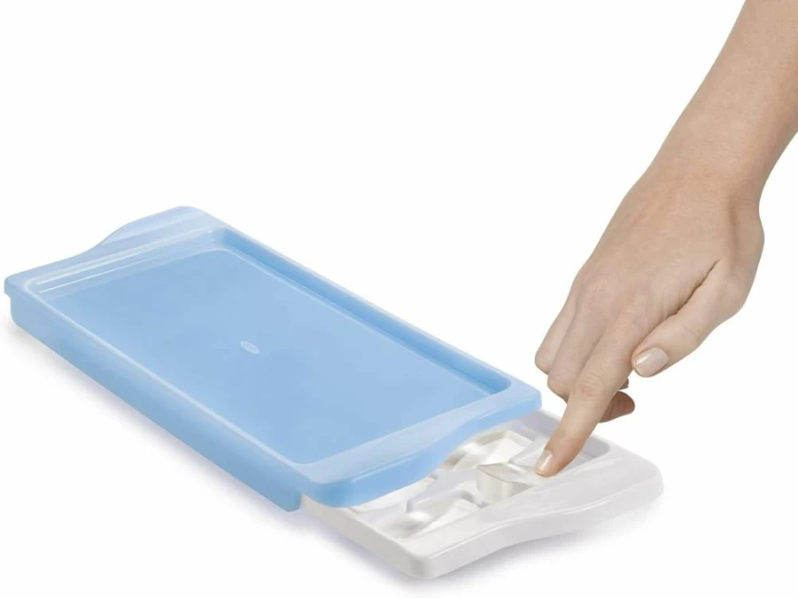 OXO Good Grips 2-Pack Blue Covered Ice Cube Trays – Leak-Proof & Stackable Design